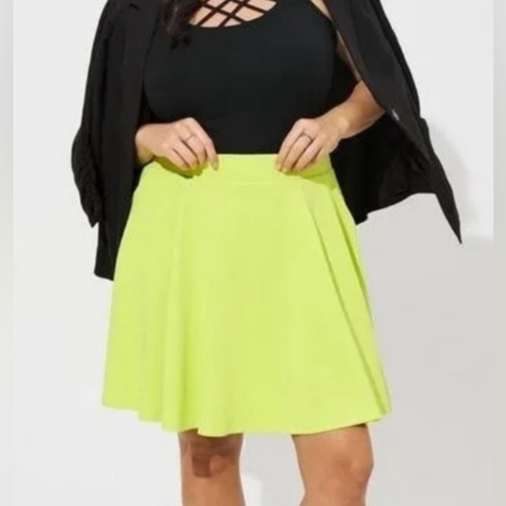 Torrid Scuba Skirt With Pockets